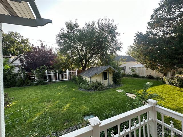 215 E 5th Street