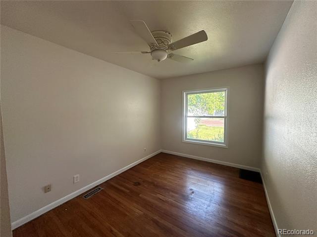 215 E 5th Street