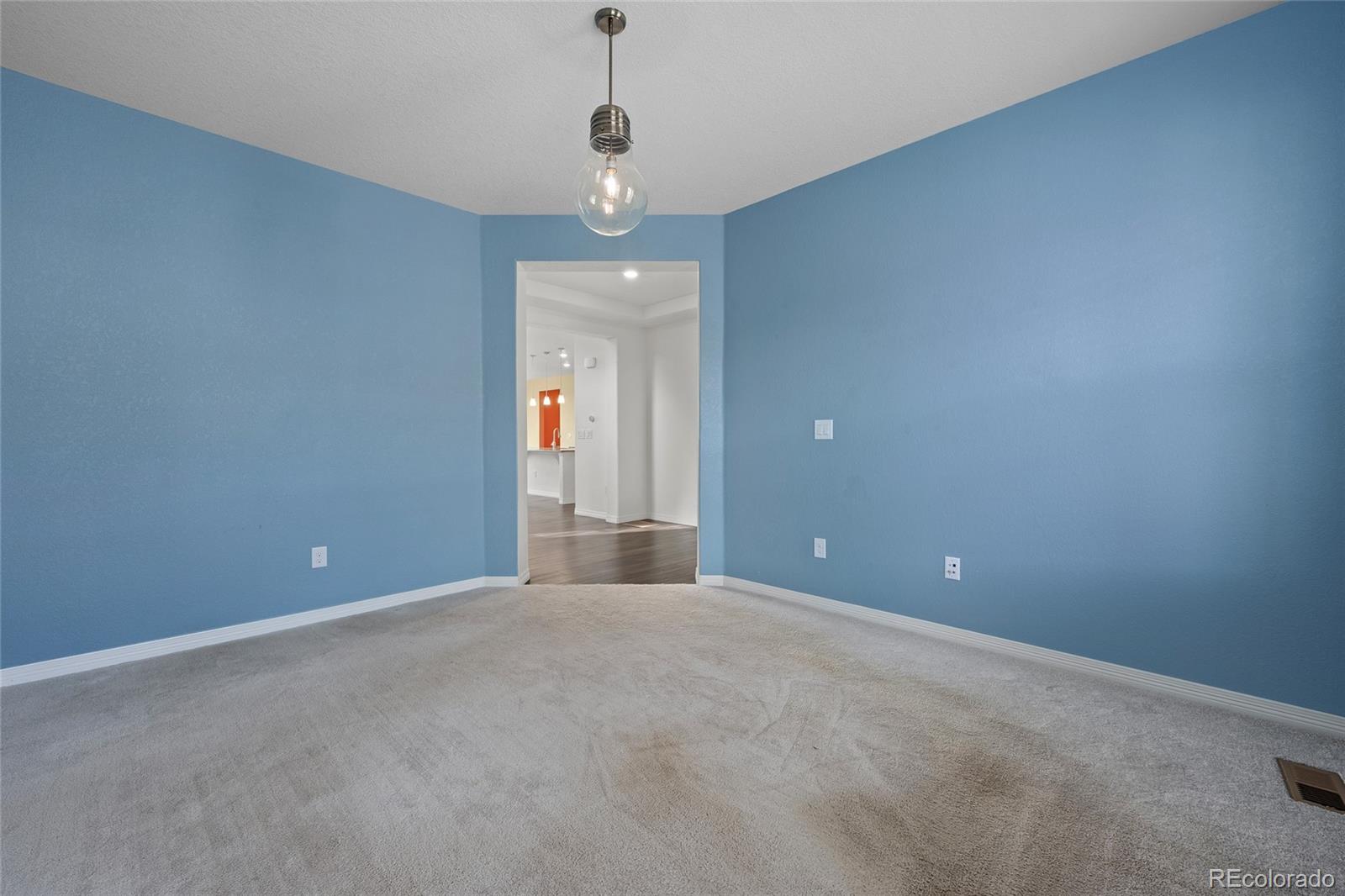 18916 W 84th Place