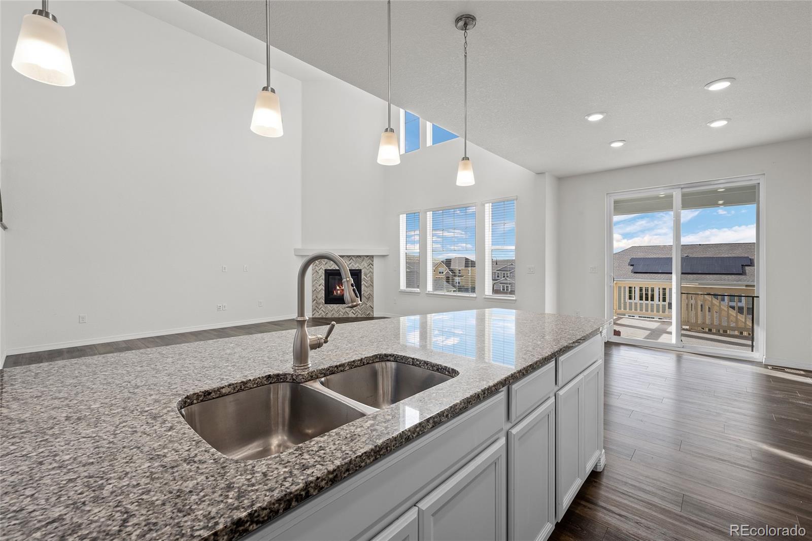 18916 W 84th Place