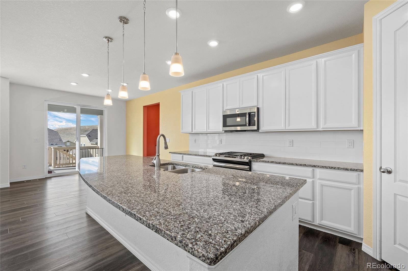 18916 W 84th Place