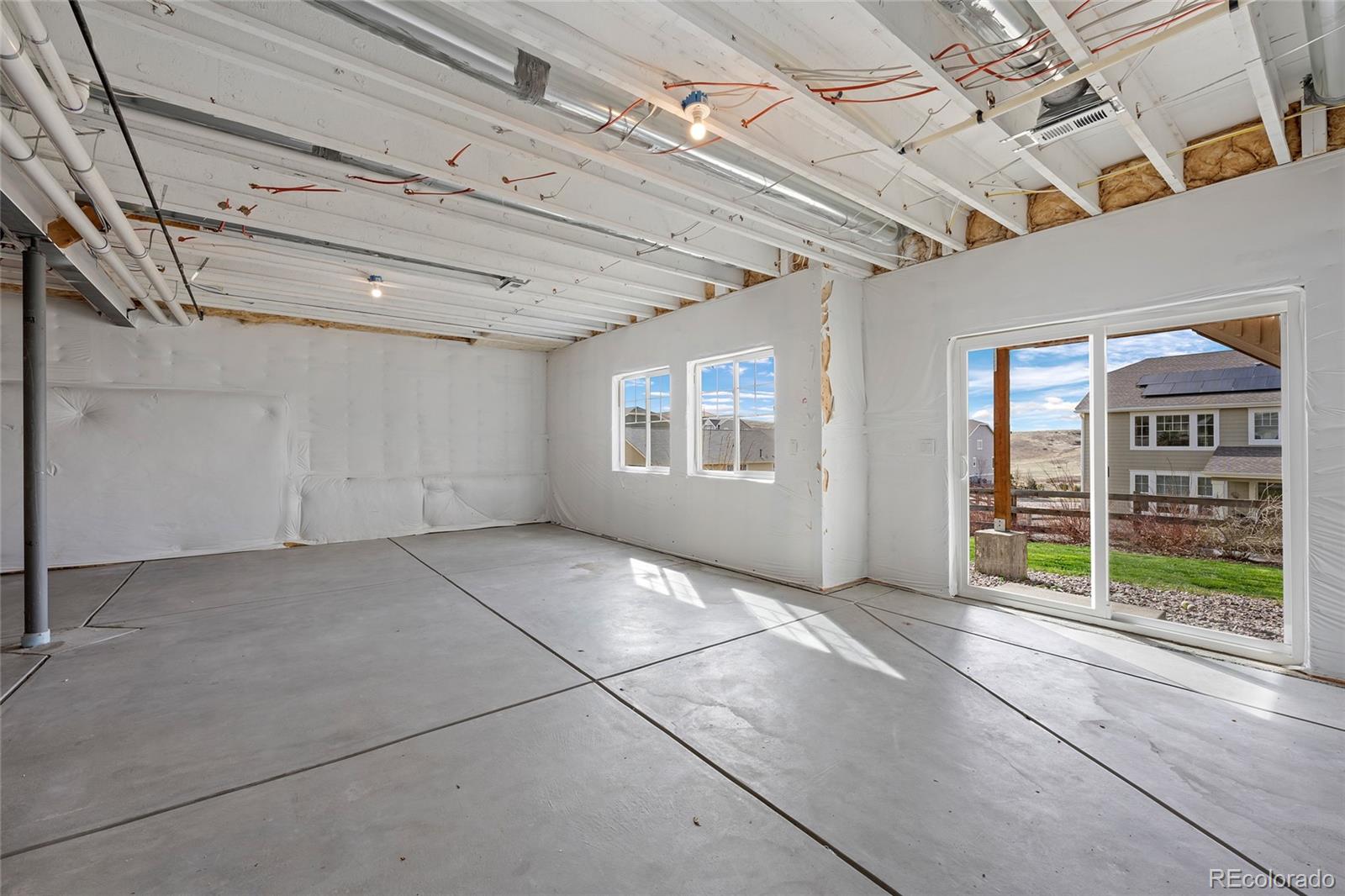 18916 W 84th Place