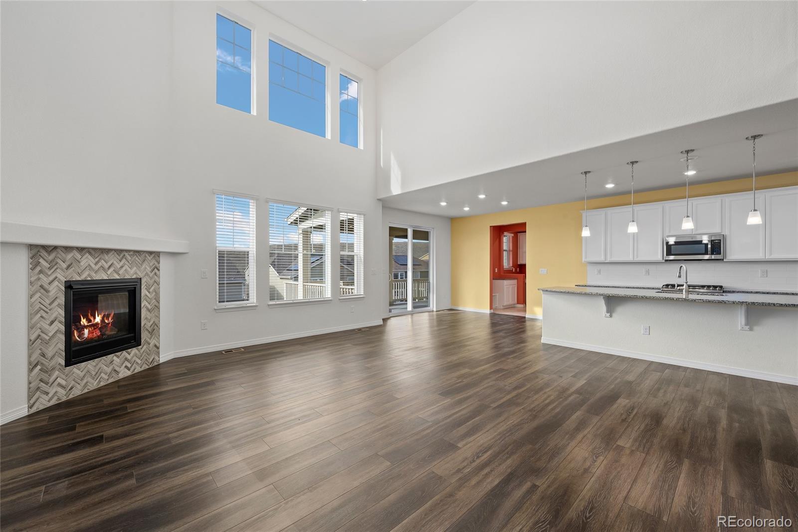 18916 W 84th Place