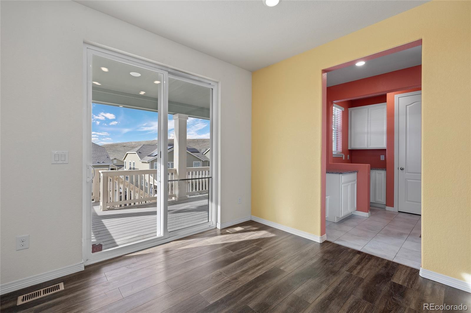 18916 W 84th Place