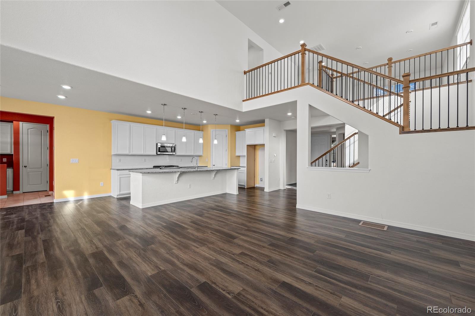 18916 W 84th Place