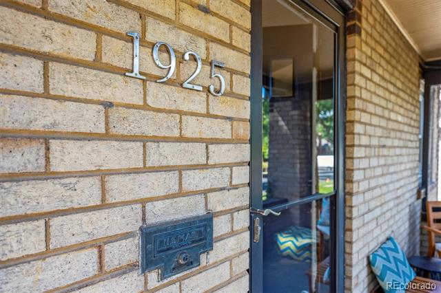 1925 S Corona Street