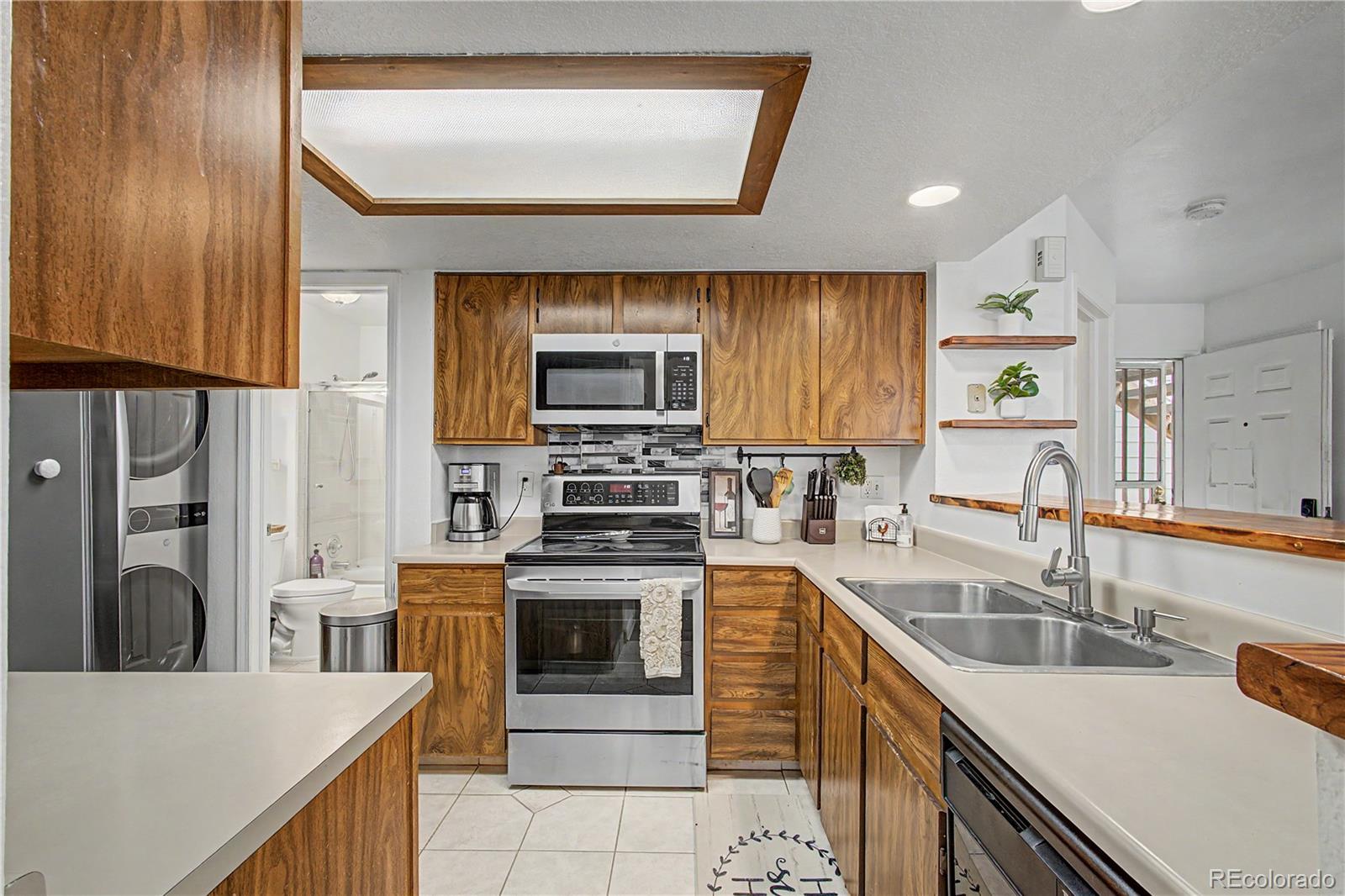 868 S Reed Court Unit: A