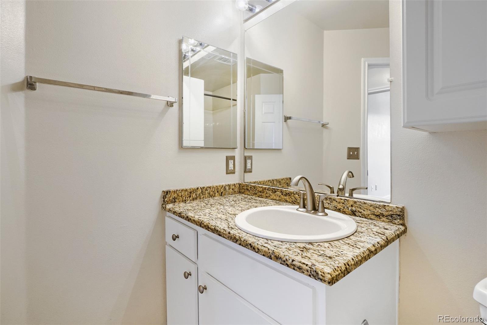 12914 Ironstone Way Unit: 204