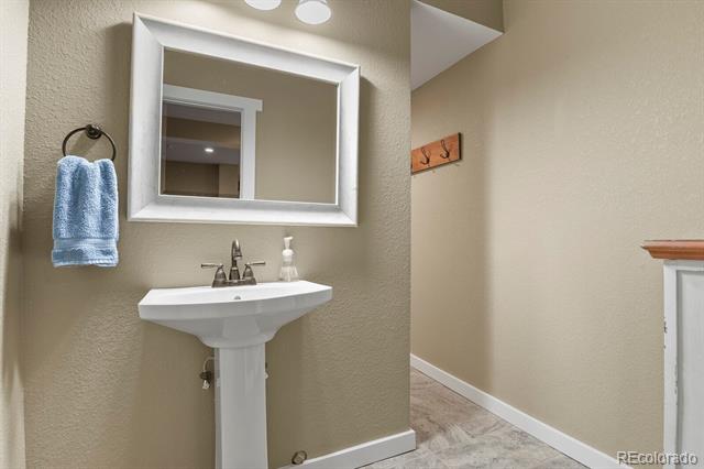 4555 Pleasant Valley Circle