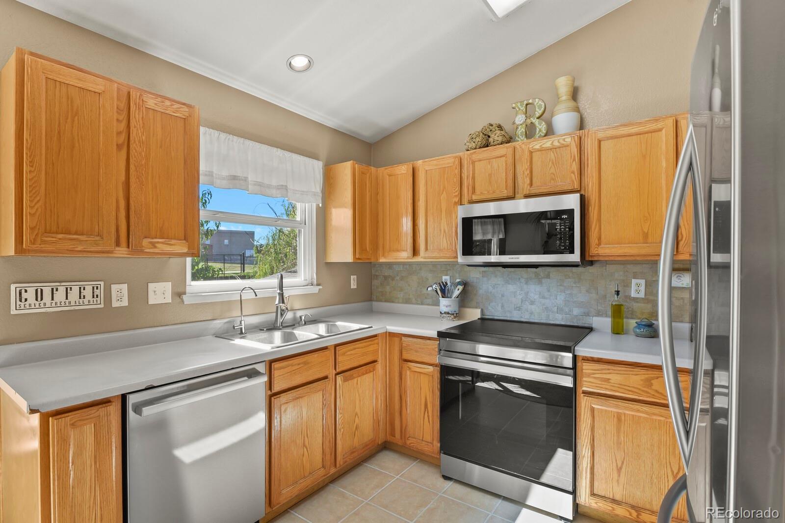 6260 E 121st Drive