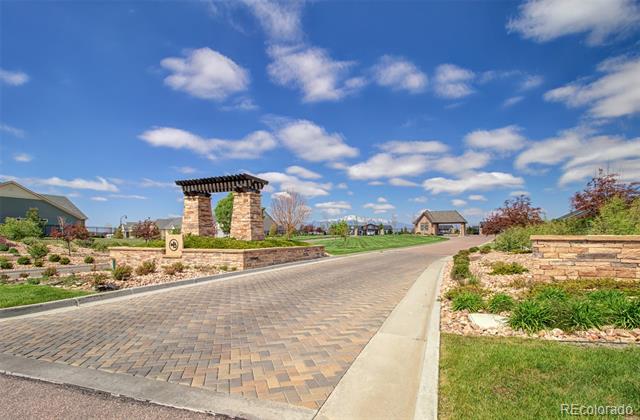 6374 Syre Point