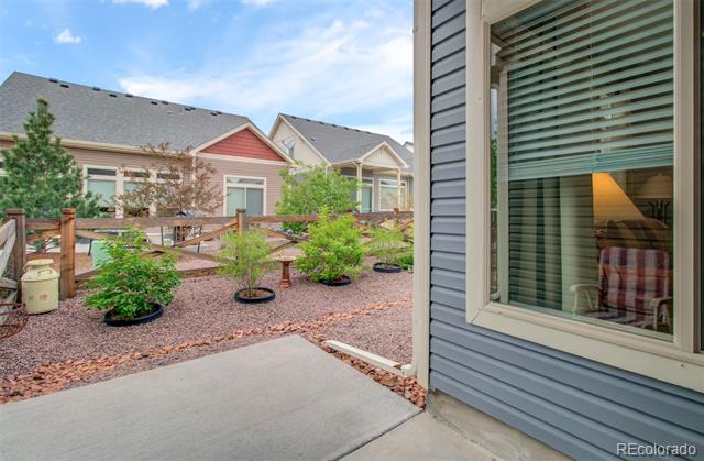 6374 Syre Point
