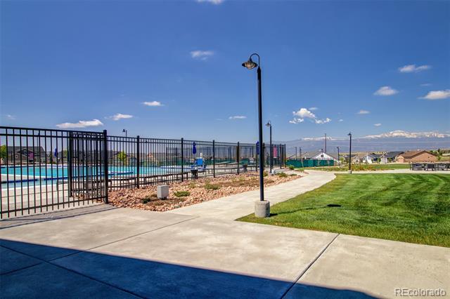 6374 Syre Point