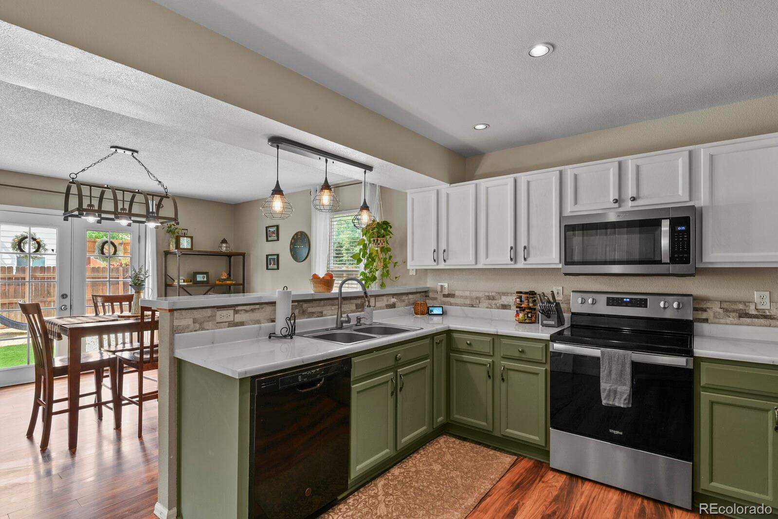 849 Regent Court