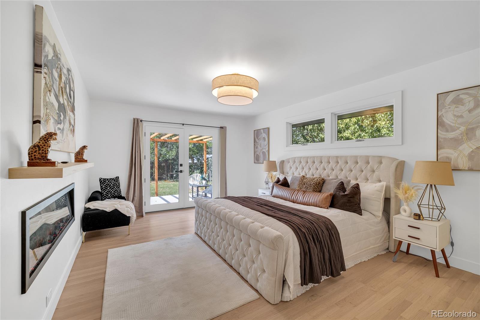 3735 S Hibiscus Way