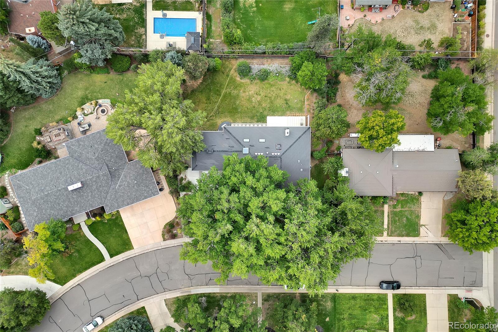 3735 S Hibiscus Way
