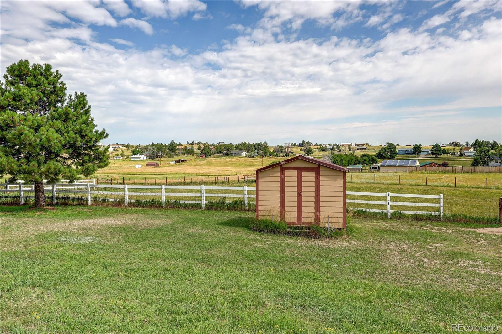 2385 Arabian Trail