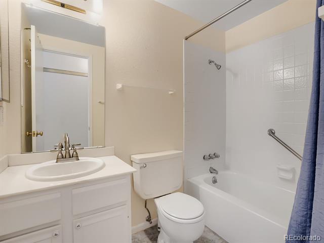 6869 W 10th Avenue Unit: 39