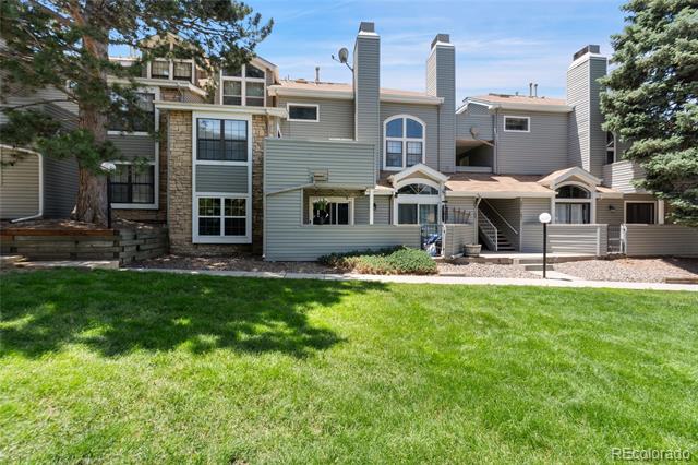 942 S Walden Street Unit: 206