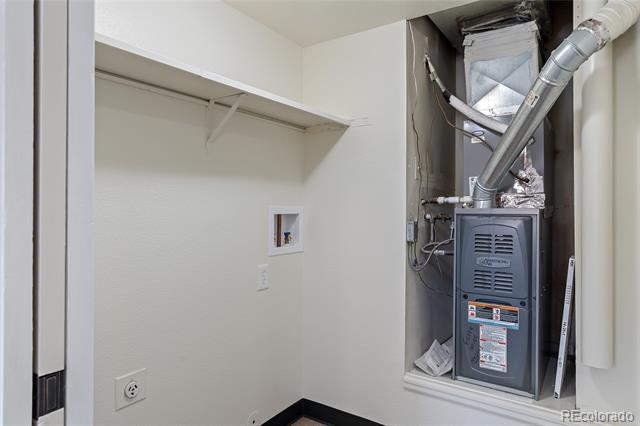 942 S Walden Street Unit: 206