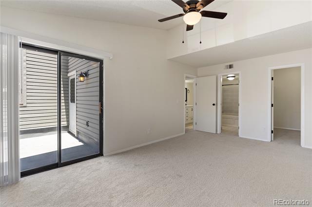 942 S Walden Street Unit: 206