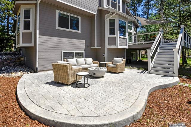 15848 Woodmeadow Court