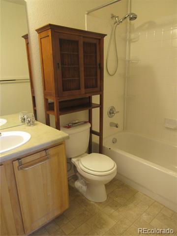559 Alton Way Unit: E