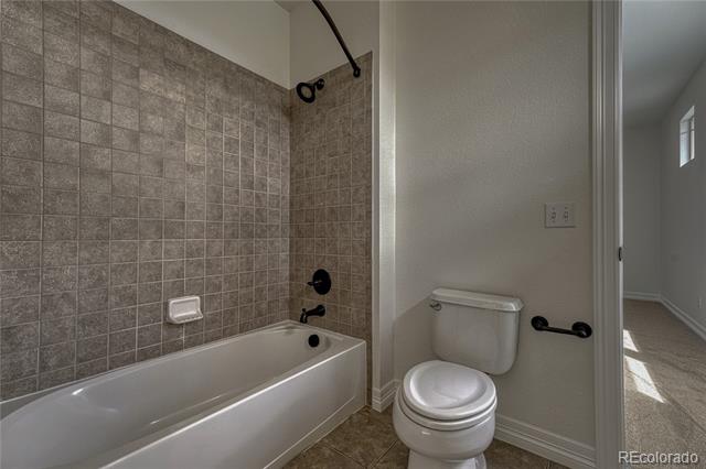 6825 Robertsdale