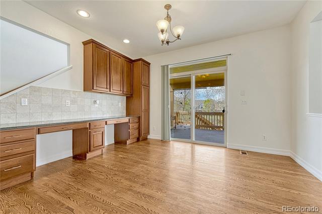 6825 Robertsdale