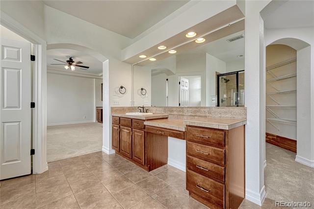 6825 Robertsdale