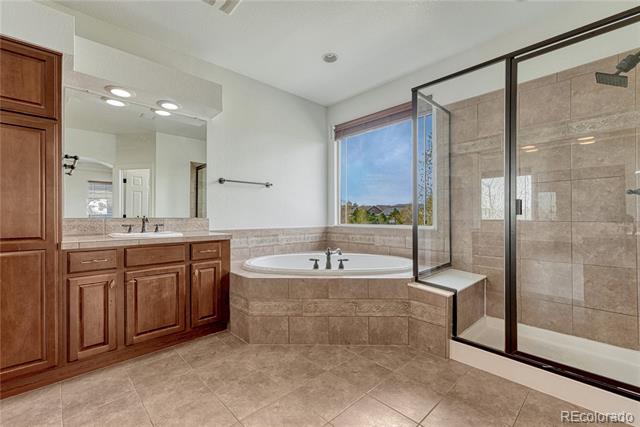 6825 Robertsdale