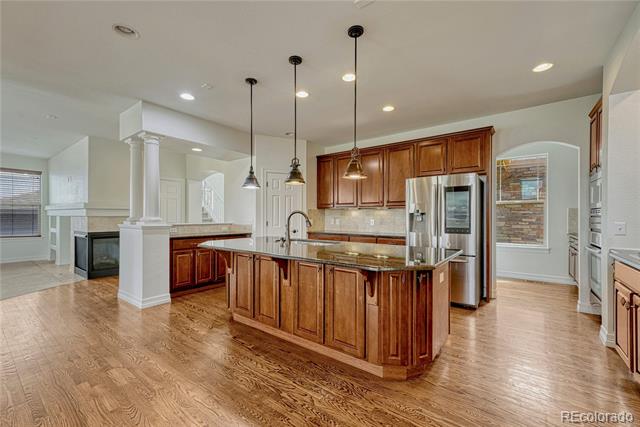 6825 Robertsdale
