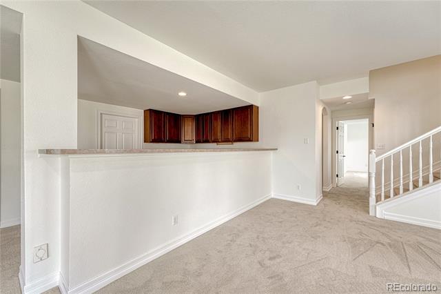 6825 Robertsdale