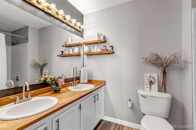 6001 Castlegate Drive Unit: A33