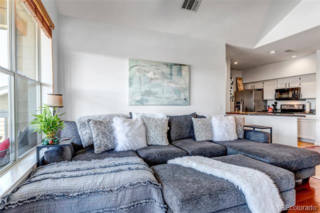 6001 Castlegate Drive Unit: A33