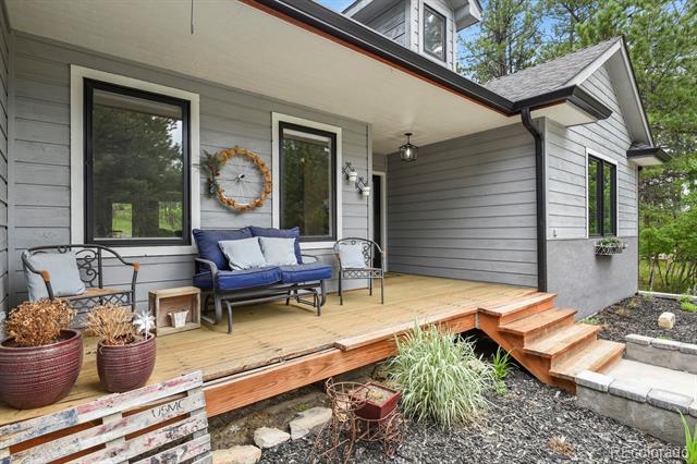 929 Tenderfoot Drive