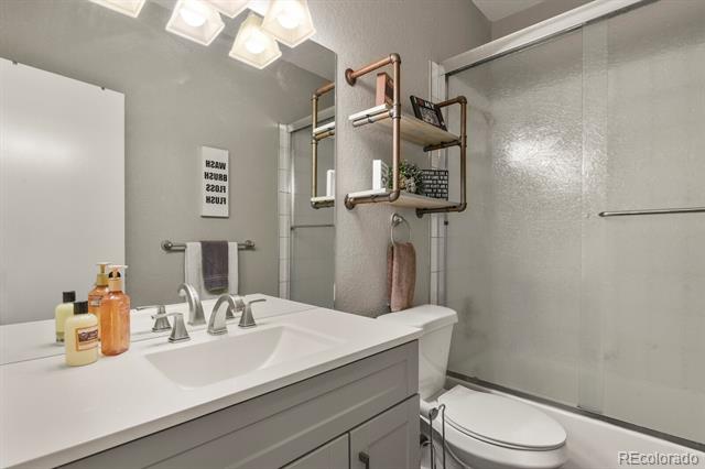 929 Tenderfoot Drive
