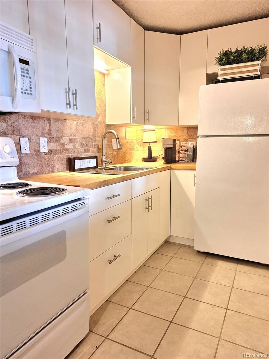 5995 E Iliff Avenue Unit: 115