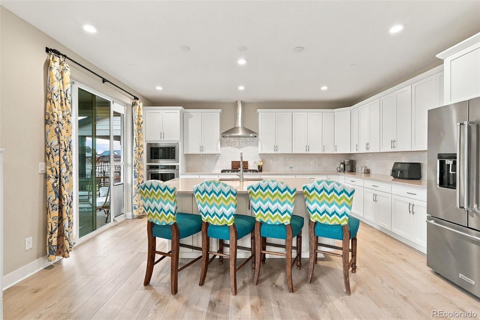 5895 Los Olivas Point
