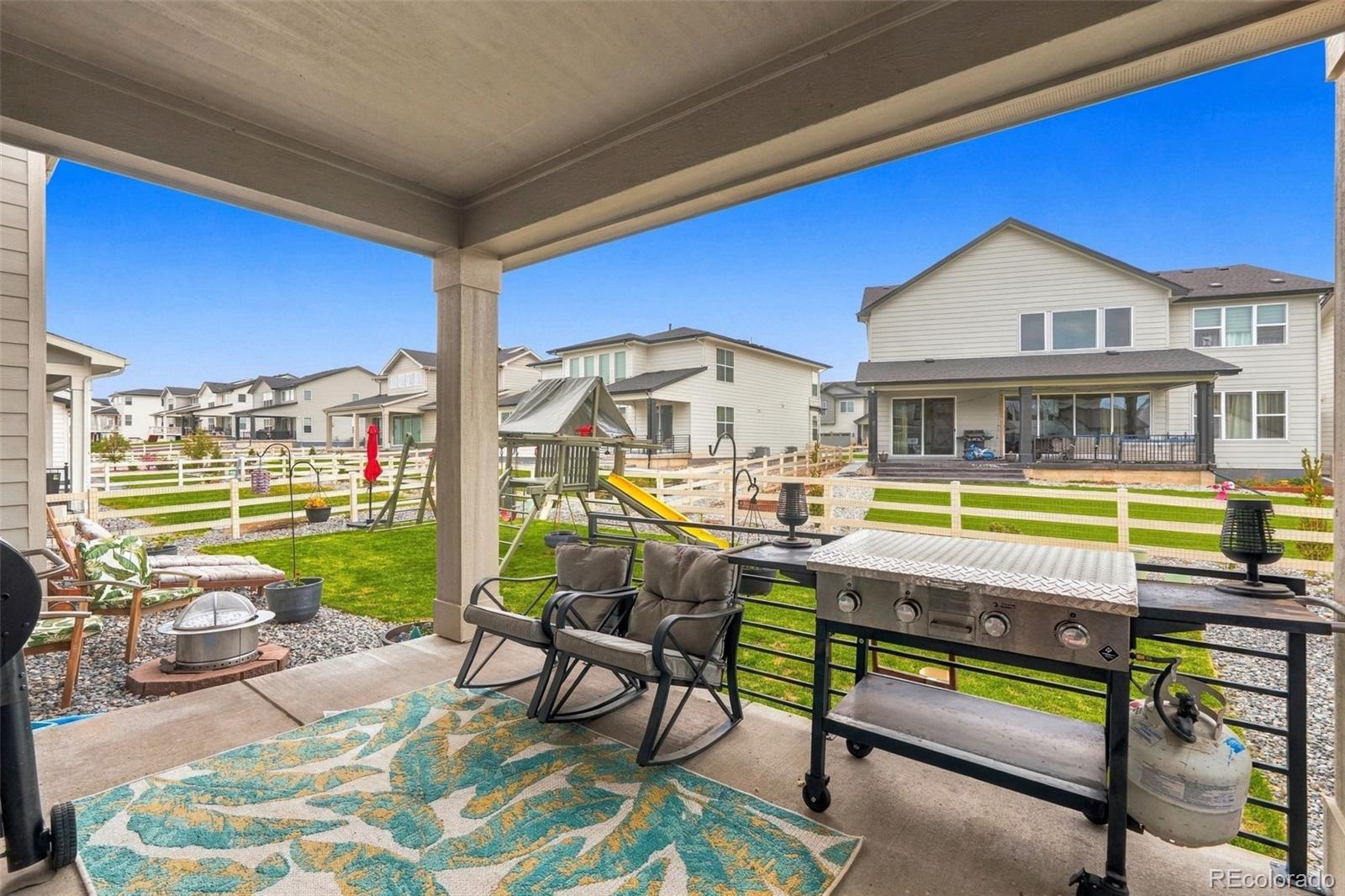 5895 Los Olivas Point