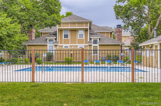 14129 E Dickinson Drive Unit: D