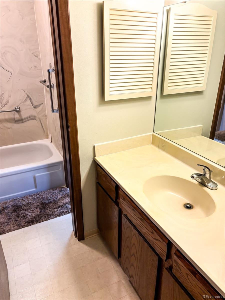 3550 S Harlan Street Unit: 115
