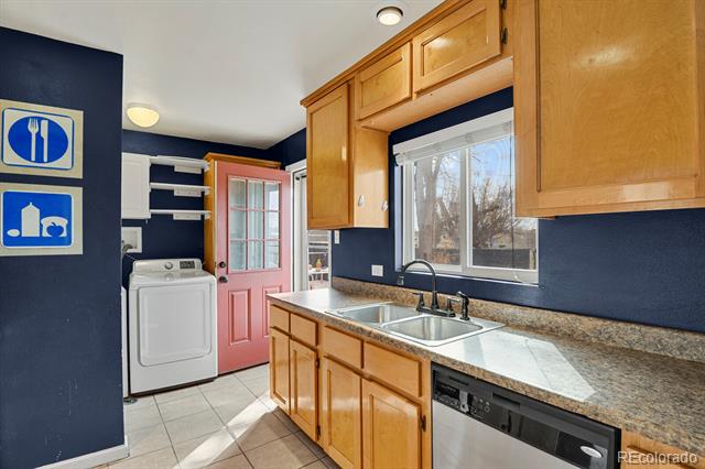 3316 W 73rd Avenue