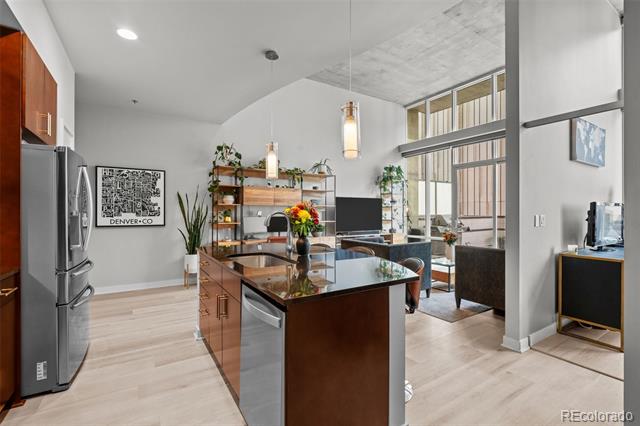 891 14th Street Unit: 907