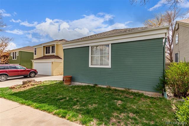 2675 S Deframe Circle