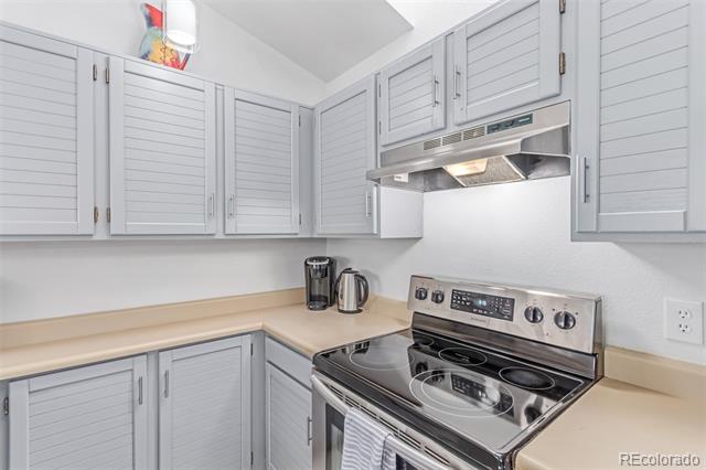 2675 S Deframe Circle