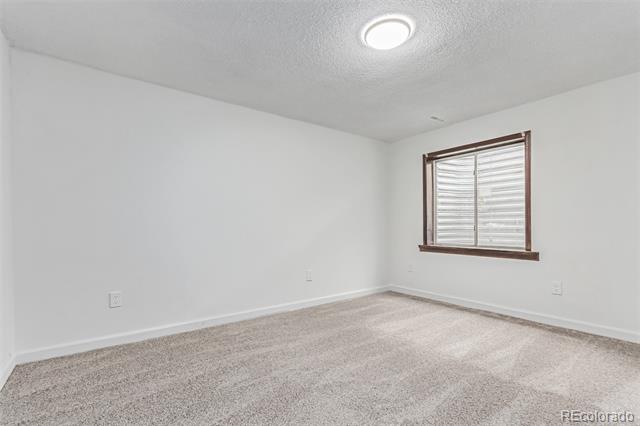 2675 S Deframe Circle