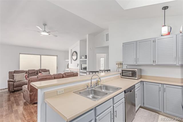 2675 S Deframe Circle