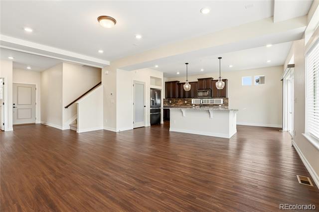 10990 Memphis Court