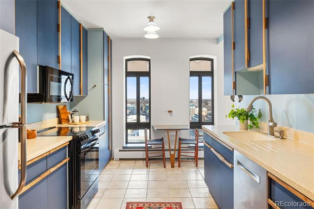3131 E Alameda Avenue Unit: 2102